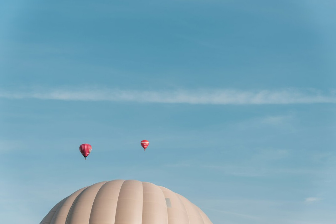 old hot air balloon ad